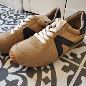LOFT Tan and Black Men's Sneakers